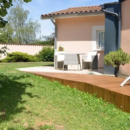 Apartment Logis Neuf Equipe/piscine/spa/sauna/gym *