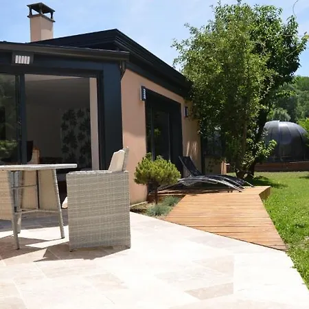 Logis Neuf Equipe/piscine/spa/sauna/gym * Heyrieux