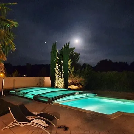 Logis Neuf Equipe/piscine/spa/sauna/gym Apartment Heyrieux